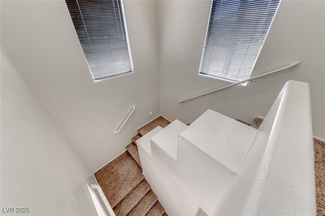 1088 Paradise Coach Drive Property Photo 18