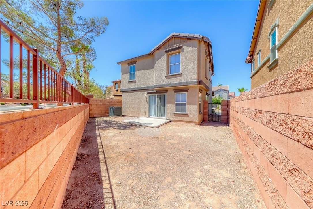 1088 Paradise Coach Drive Property Photo 36