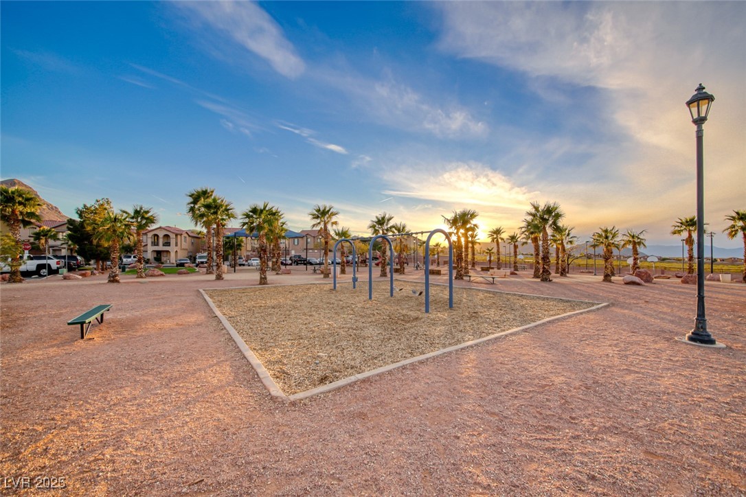 1088 Paradise Coach Drive Property Photo 43