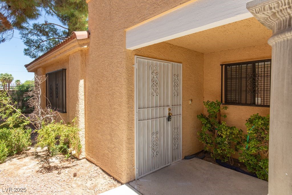 2851 South Valley View Boulevard 1021 Property Photo 2