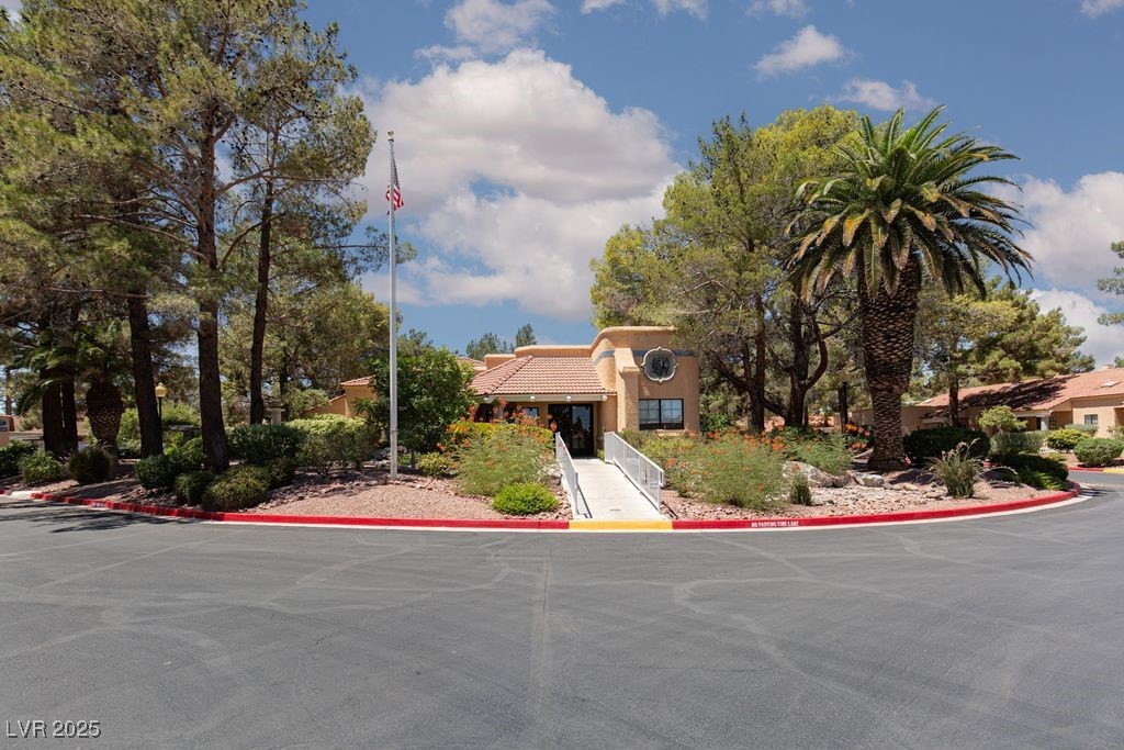 2851 South Valley View Boulevard 1021 Property Photo 21