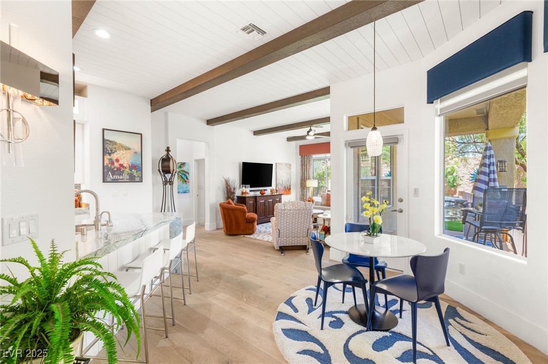 10404 Long Leaf Place Property Photo 8