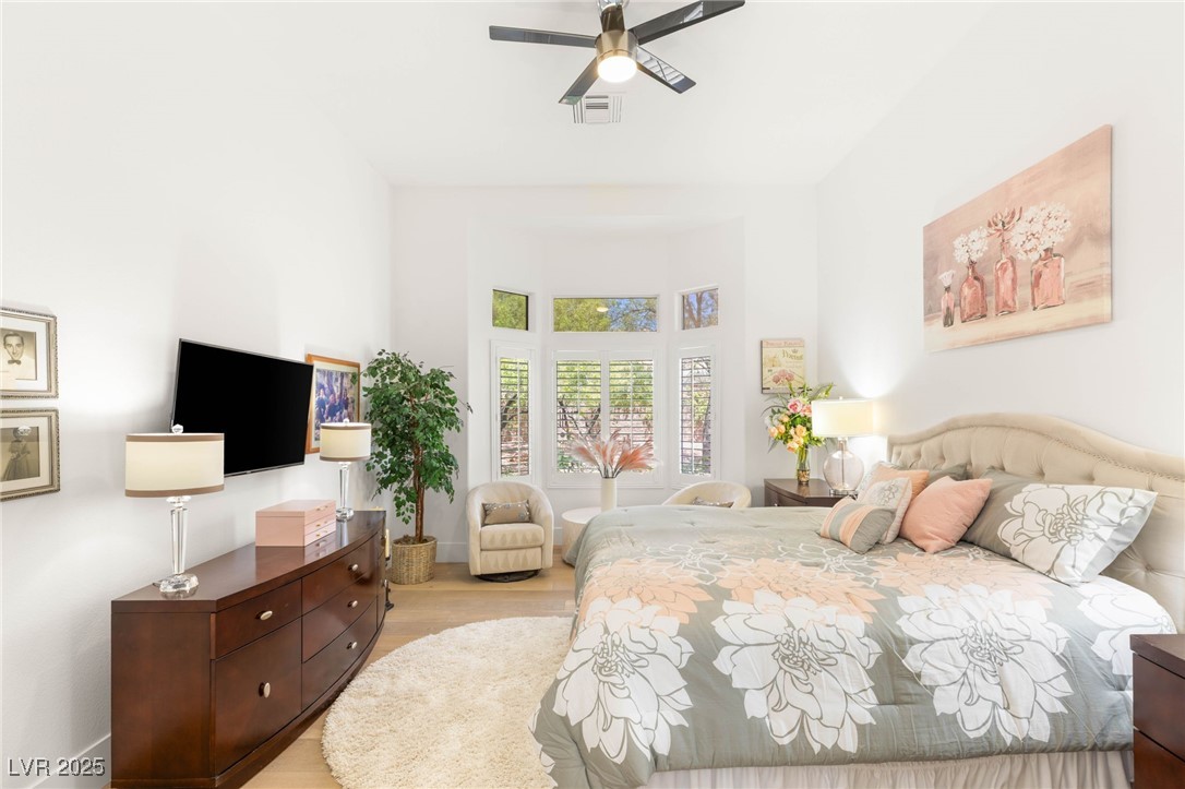 10404 Long Leaf Place Property Photo 18