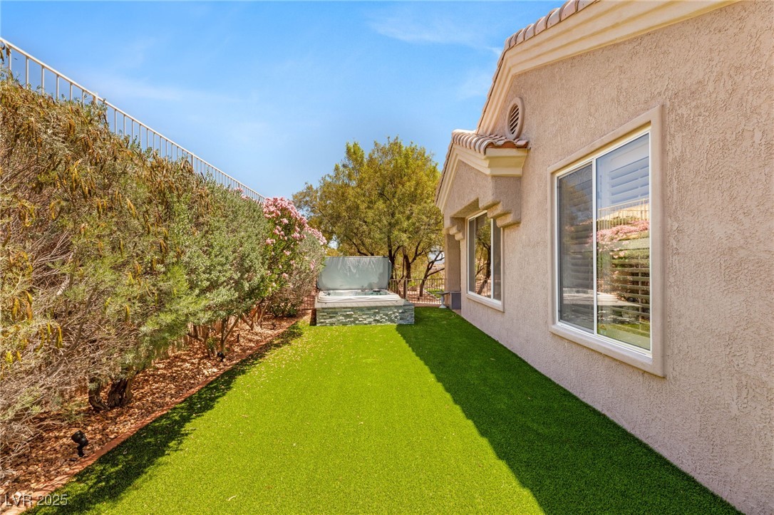 10404 Long Leaf Place Property Photo 31
