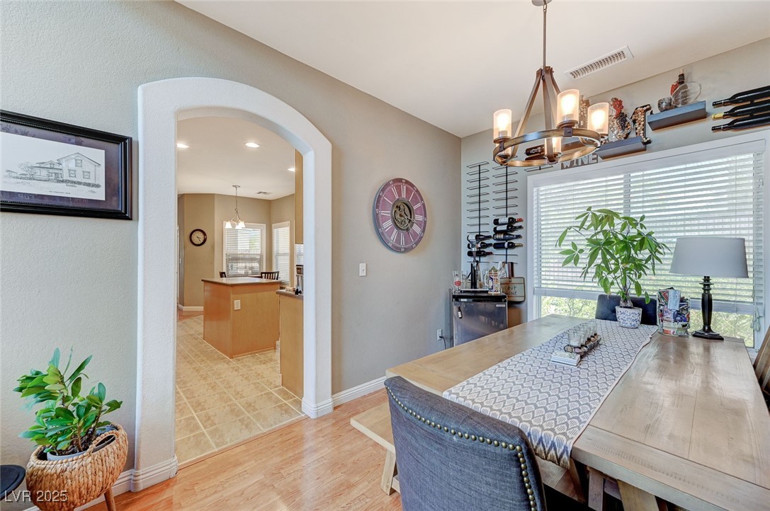 2527 New Salem Avenue Property Photo 12