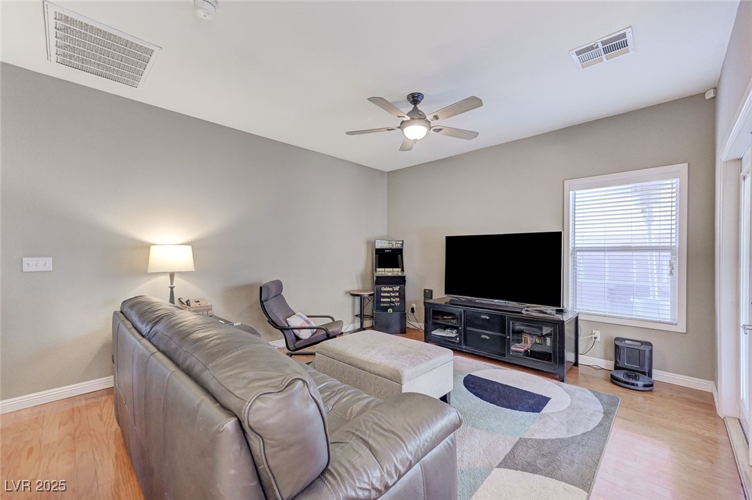 2527 New Salem Avenue Property Photo 23