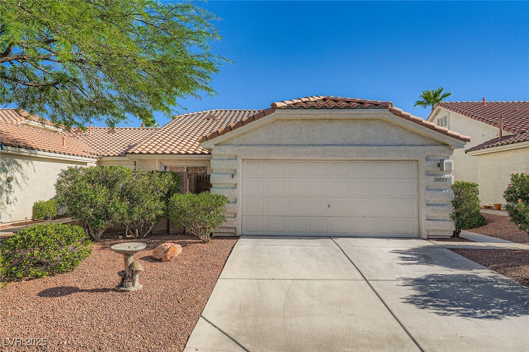 10059 Oak Creek Canyon Avenue Property Photo 1