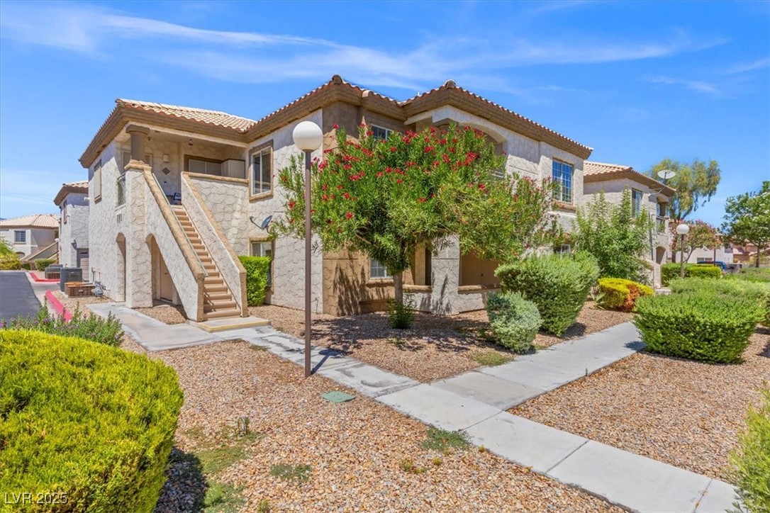 6901 Squaw Mountain Drive 101 Property Photo 1