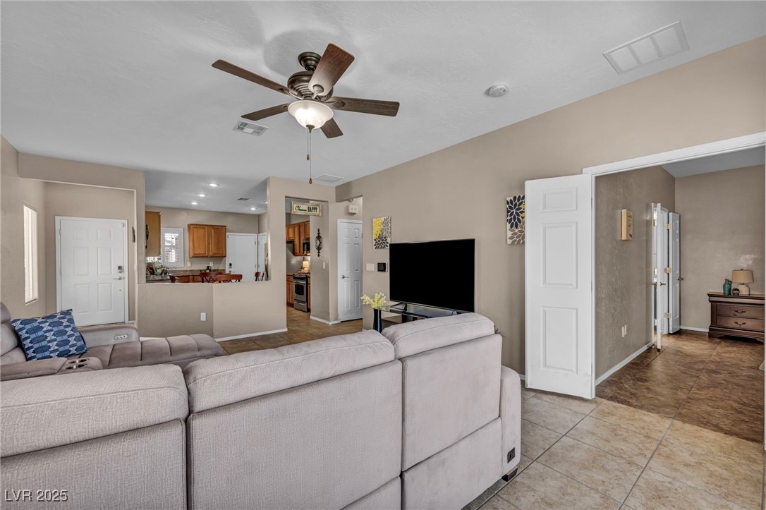 7537 Chaffinch Street Property Photo 45
