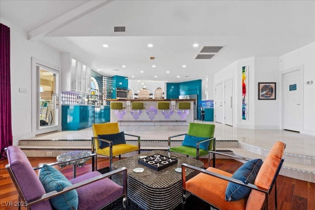 2110 Americas Cup Circle Property Photo 13