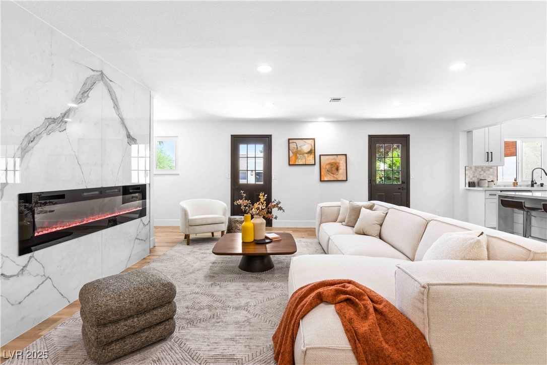 5830 Via Manigua Property Photo 12