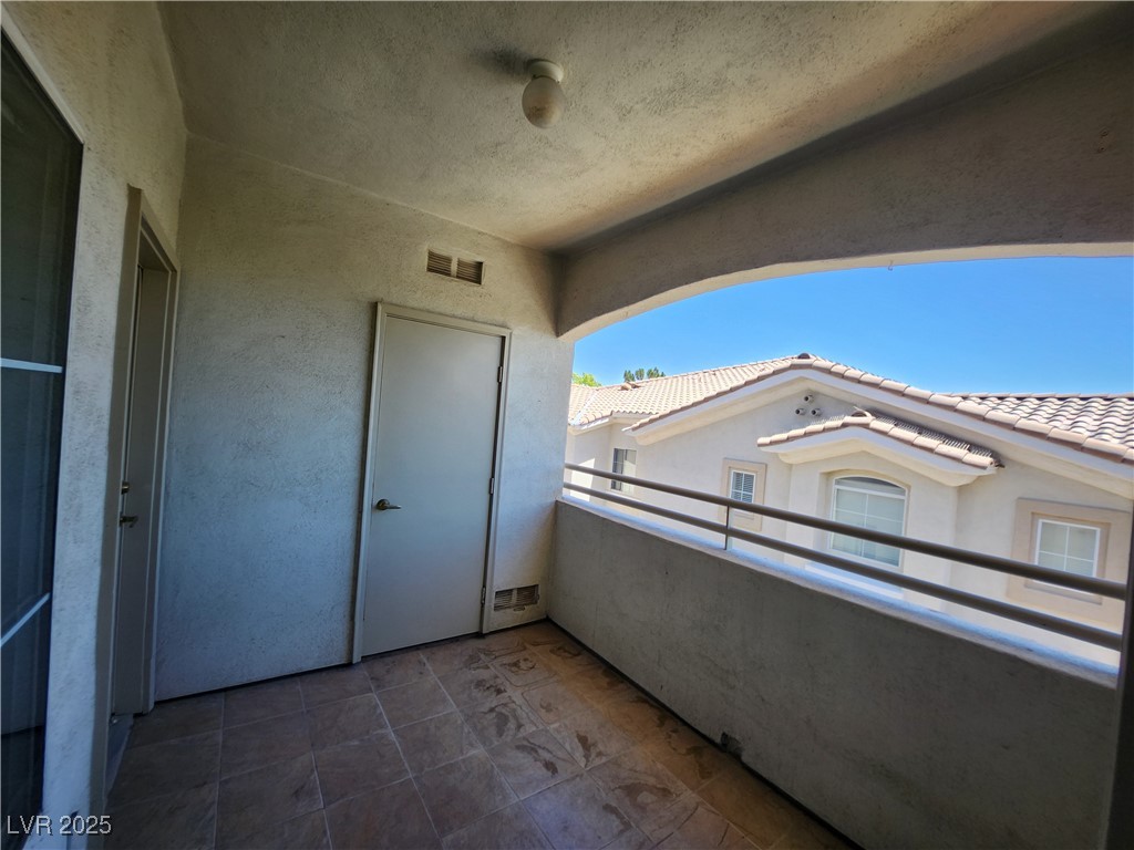 1500 Ruby Cliffs Lane 204 Property Photo 12