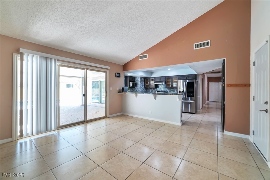8700 Isola Drive Property Photo 13