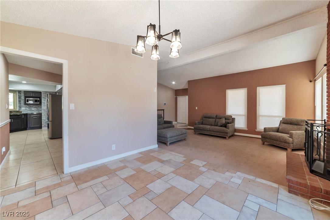8700 Isola Drive Property Photo 22