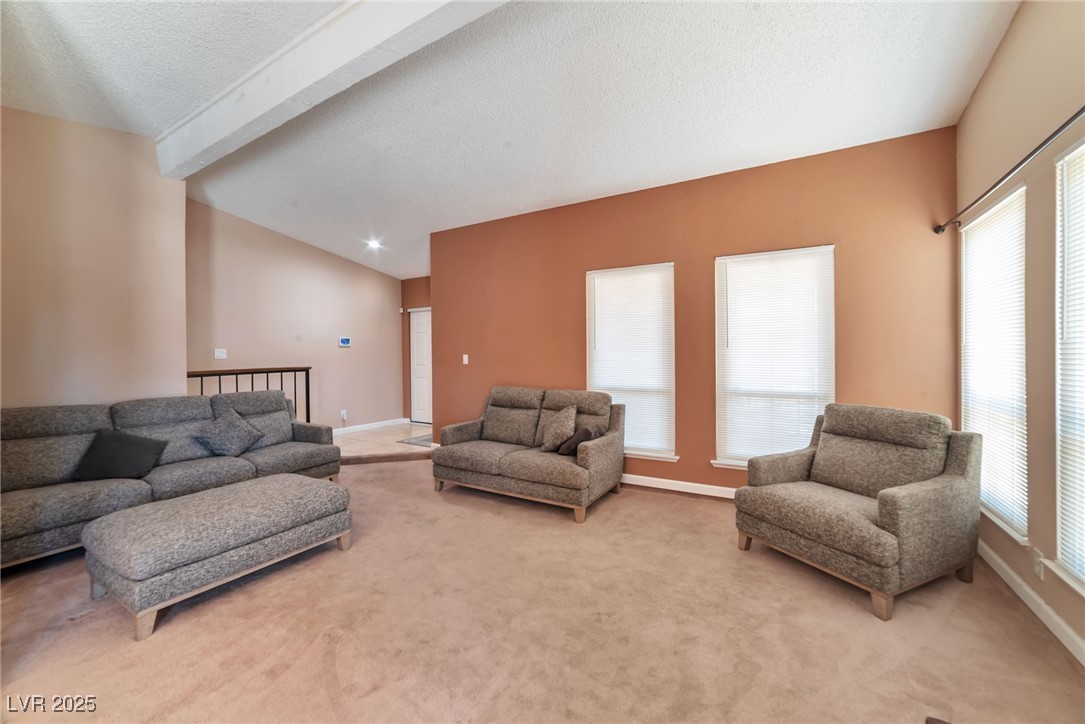 8700 Isola Drive Property Photo 23