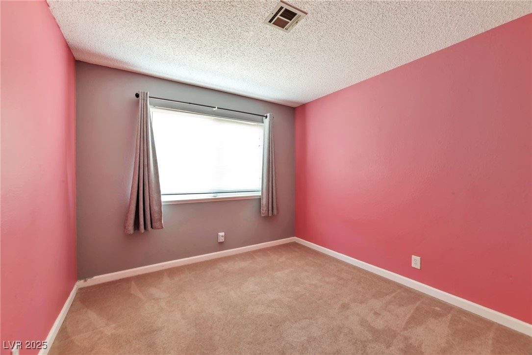 8700 Isola Drive Property Photo 33