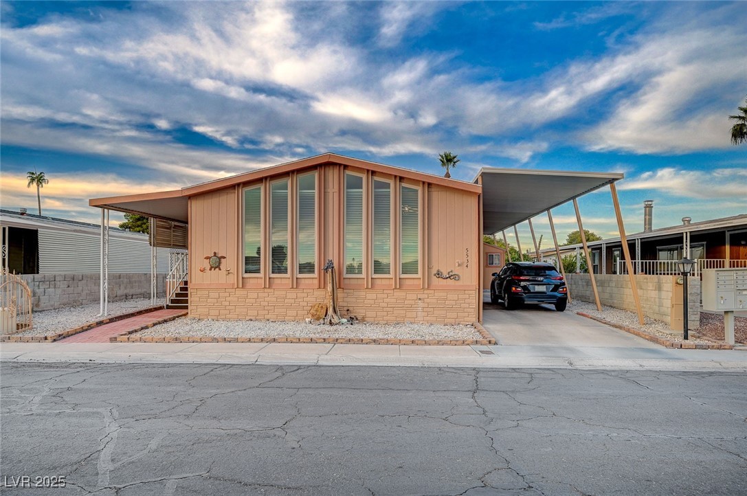 5534 Rio Arriba Drive Property Photo 1