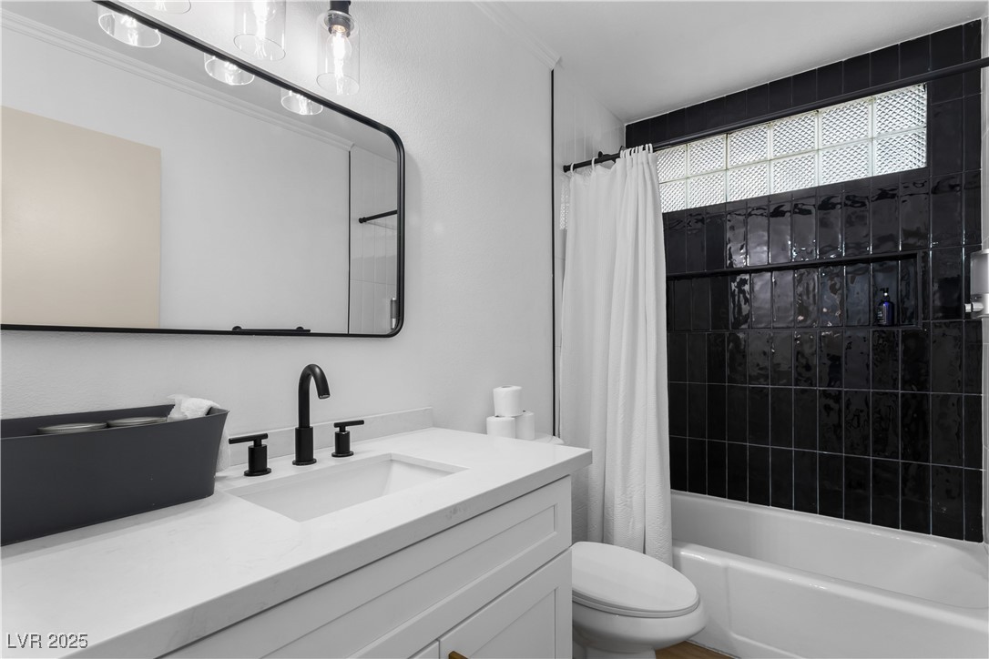 3019 Robar Street Property Photo 56
