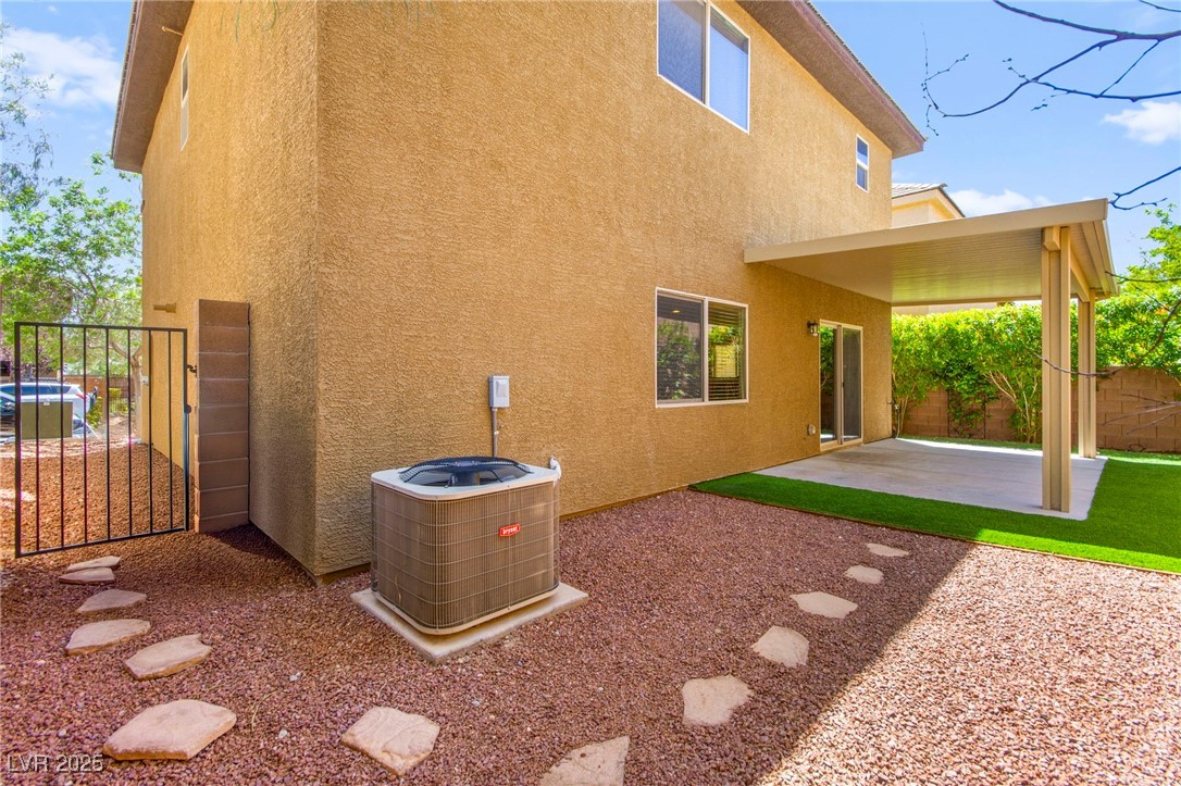 7927 Blue Lake Peak Street Property Photo 36