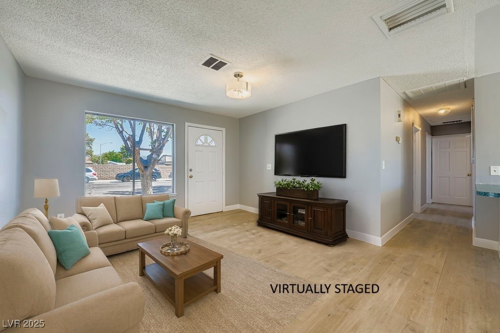 5813 Condor Avenue Property Photo 3