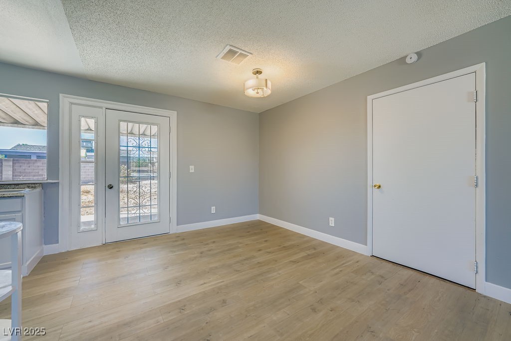 5813 Condor Avenue Property Photo 7