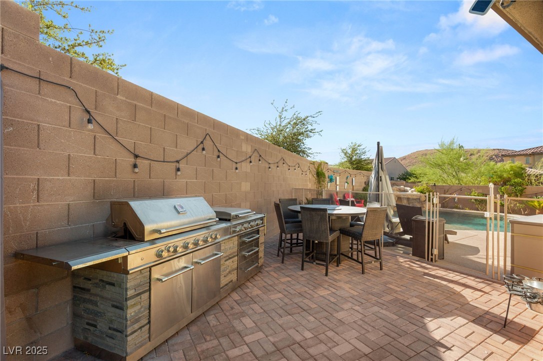 3345 Molinos Drive Property Photo 45