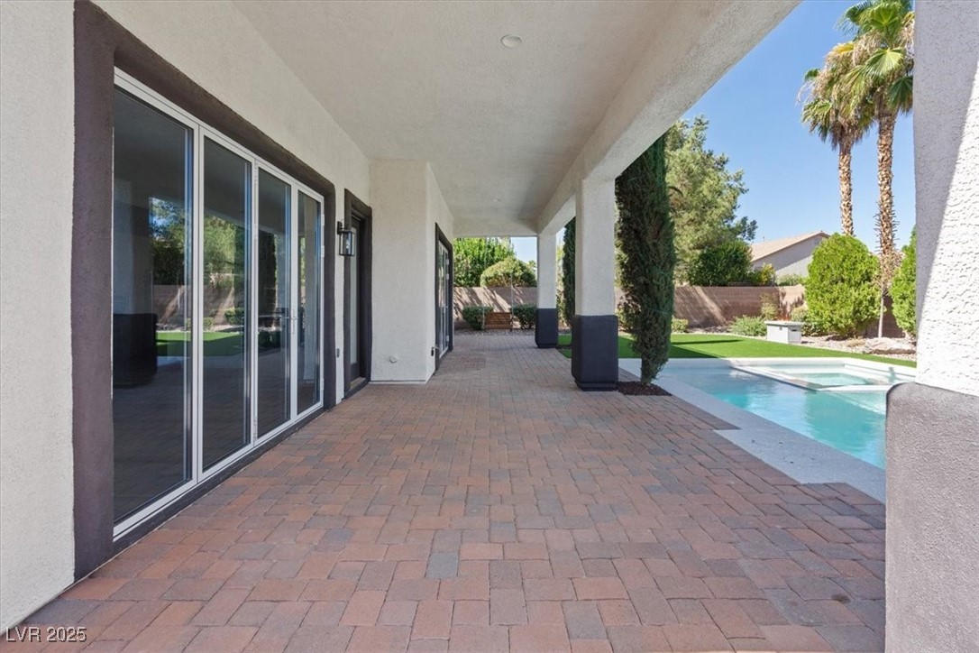 10668 Porta Romana Court Property Photo 27