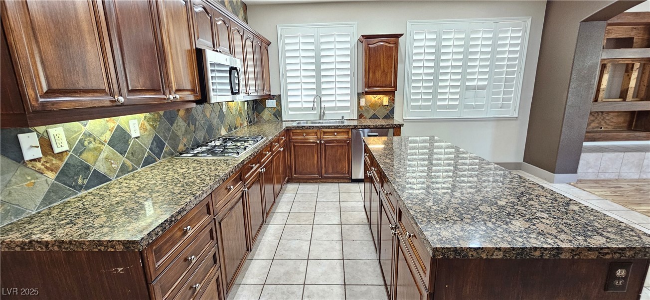 1605 Ravanusa Drive Property Photo 12