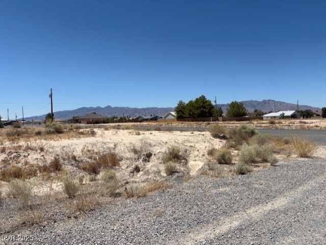 401 Gina Street Property Photo 2