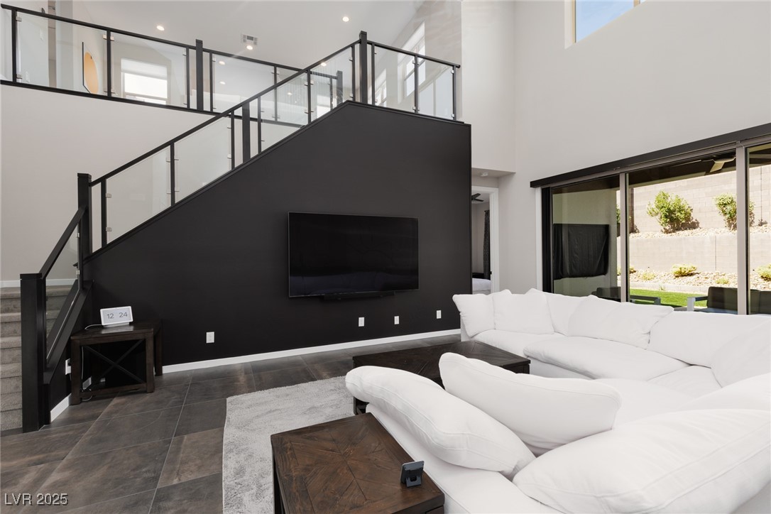 379 Malpaso Street Property Photo 4