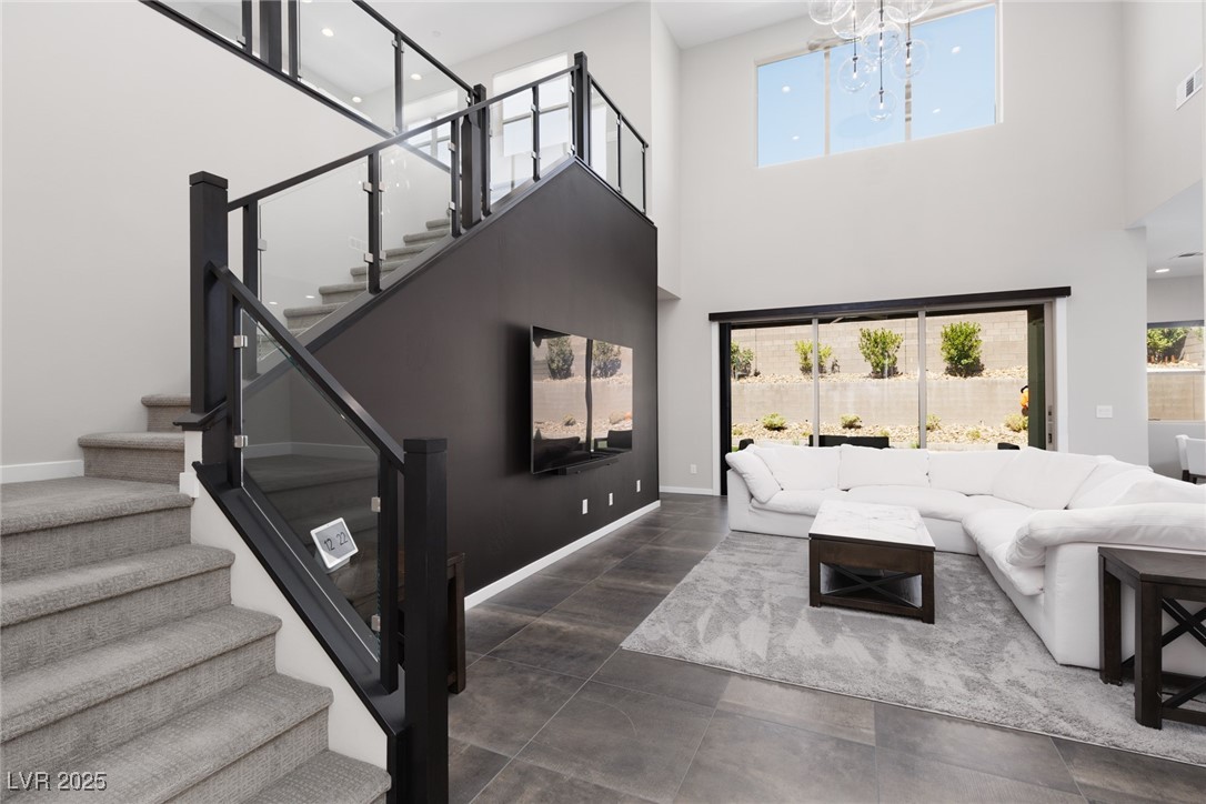 379 Malpaso Street Property Photo 6