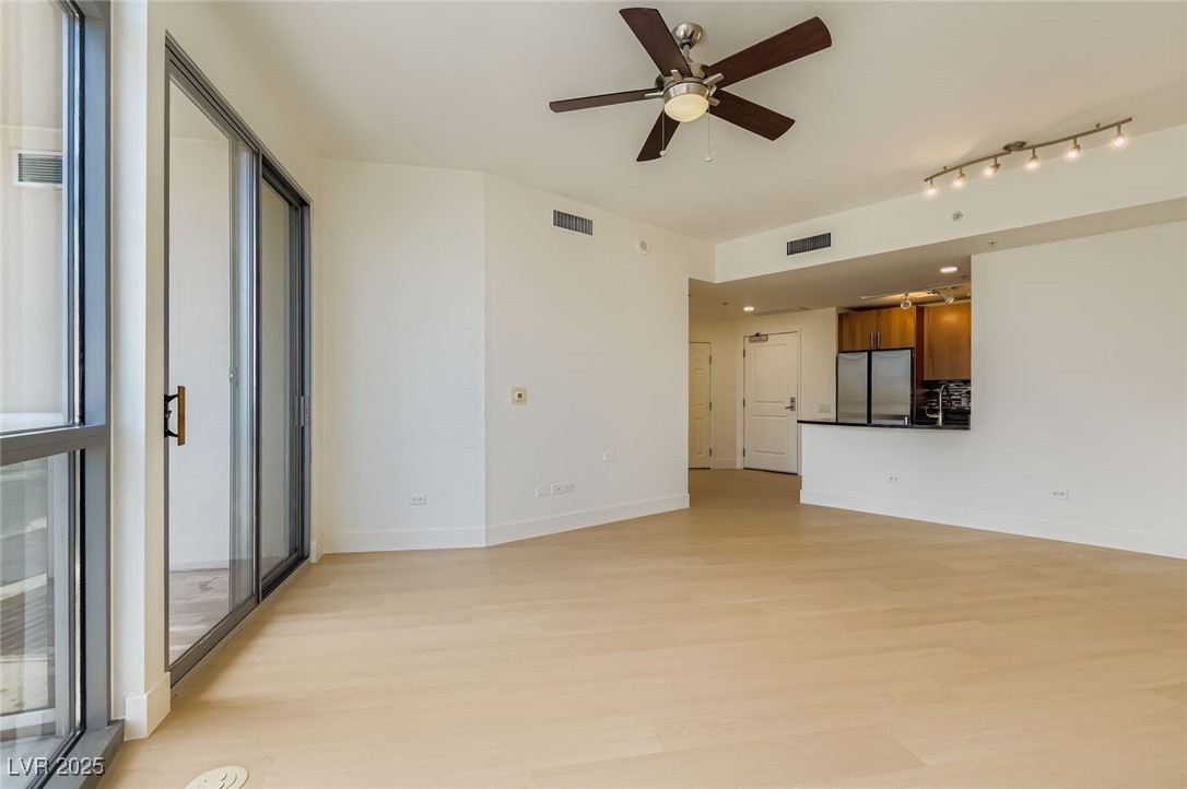200 West Sahara Avenue 204 Property Photo 3
