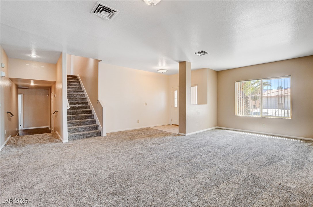 5704 Burdel Street Property Photo 10