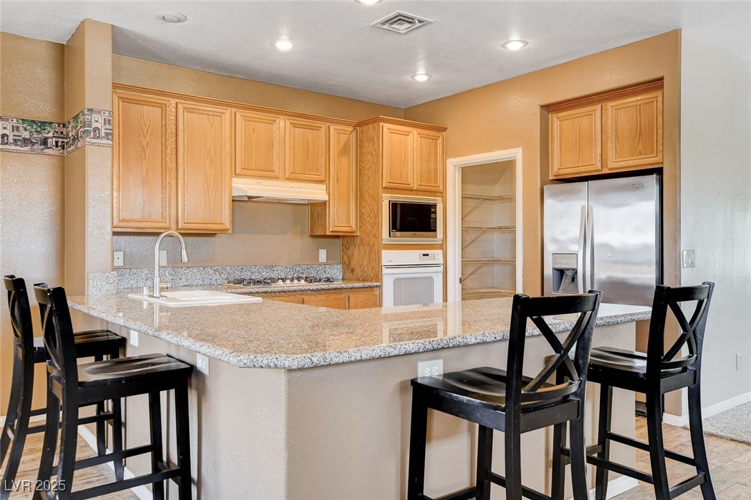 5704 Burdel Street Property Photo 16