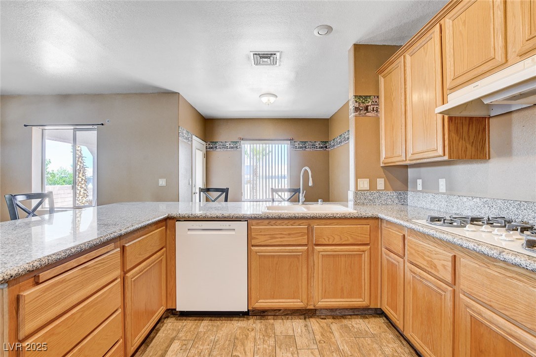 5704 Burdel Street Property Photo 19