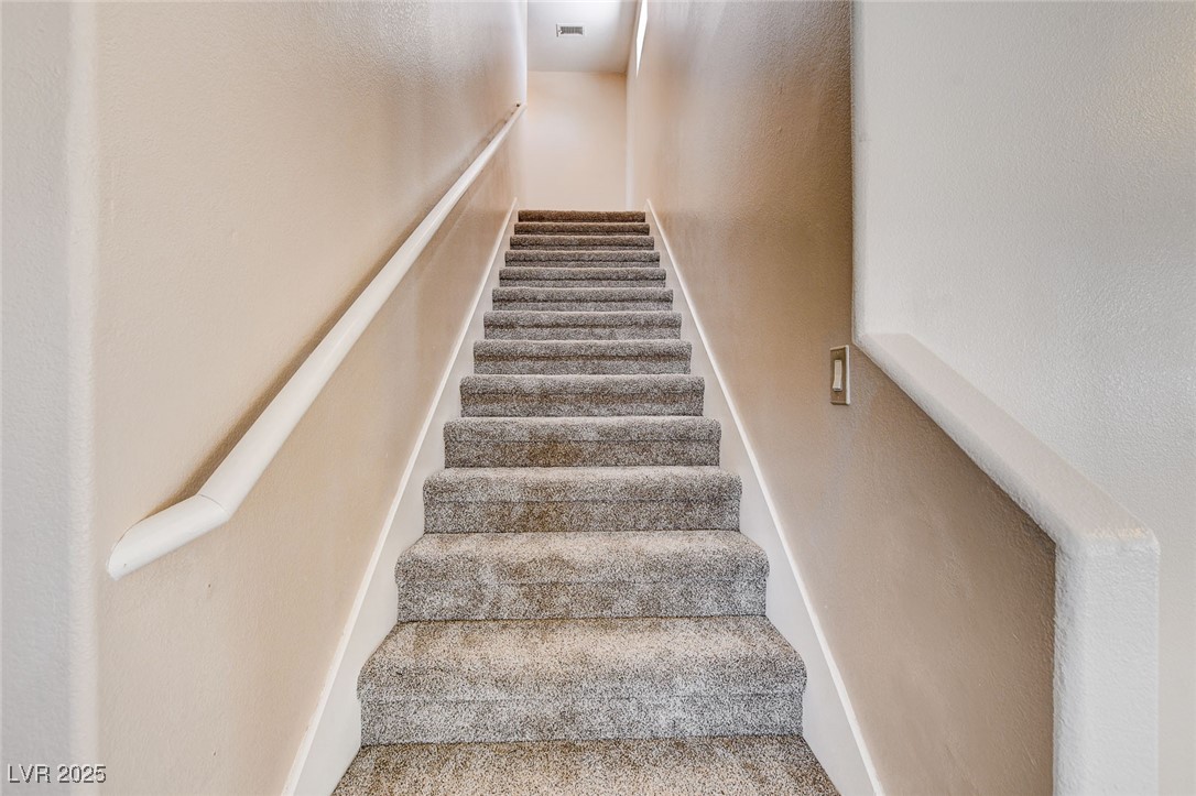 5704 Burdel Street Property Photo 39