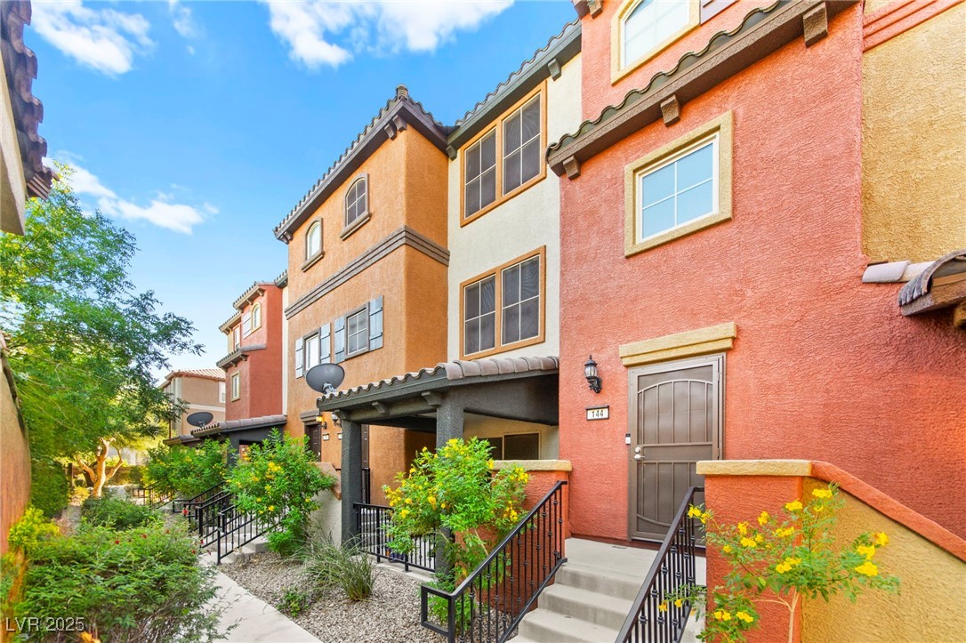 4650 Ranch House Road 143 Property Photo 1