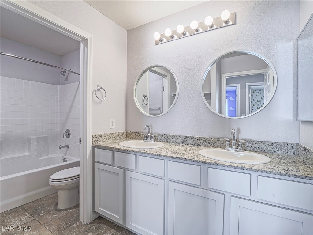 4532 Meteora Ledge Avenue Property Photo 11