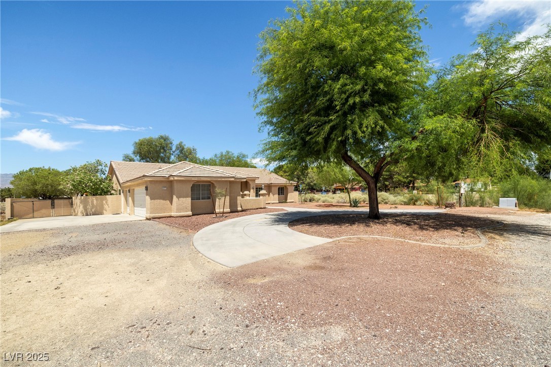 6171 Starlight Drive Property Photo 2