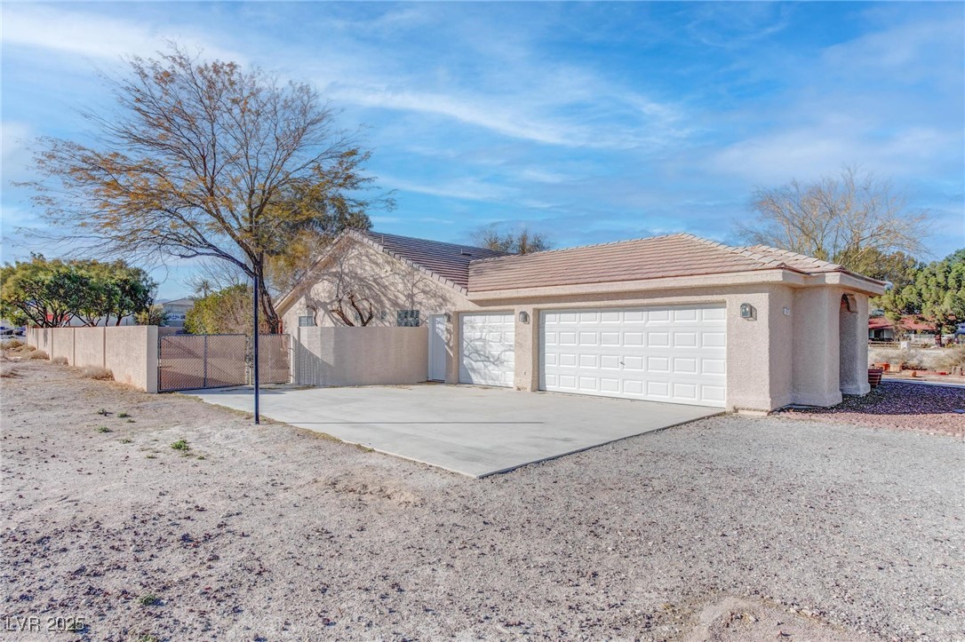 6171 Starlight Drive Property Photo 3