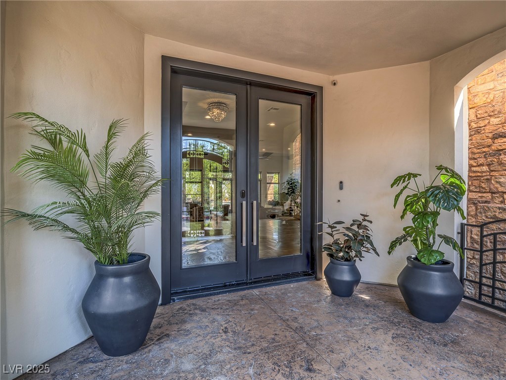 1318 Imperia Drive Property Photo 4