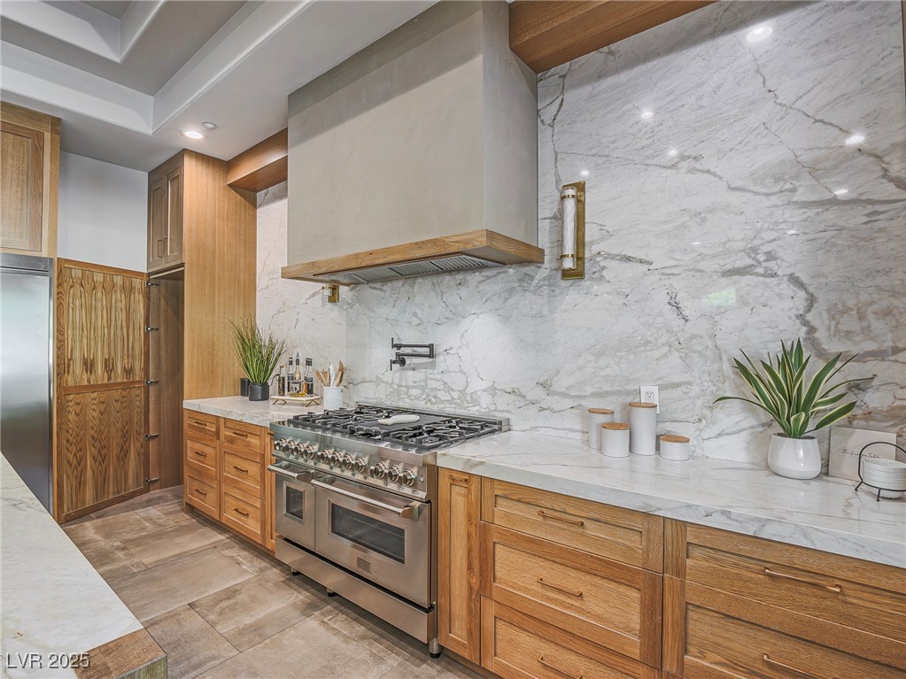 1318 Imperia Drive Property Photo 12