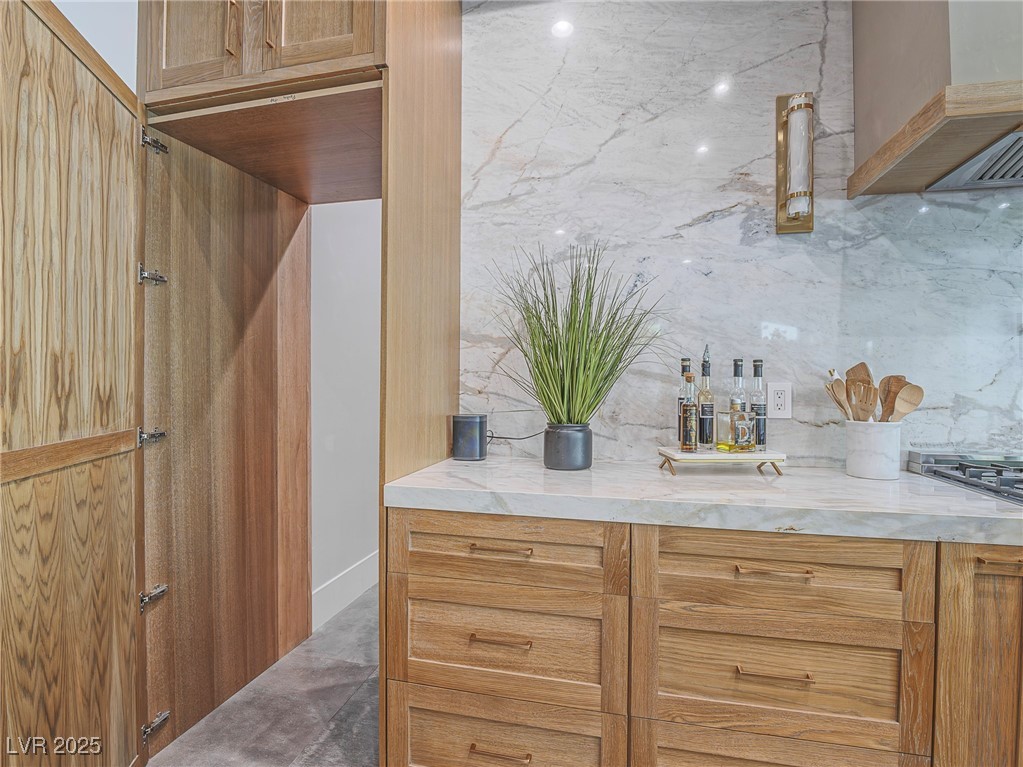 1318 Imperia Drive Property Photo 14