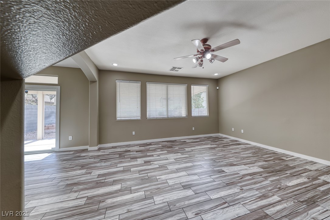 7237 Twin Maples Court Property Photo 10