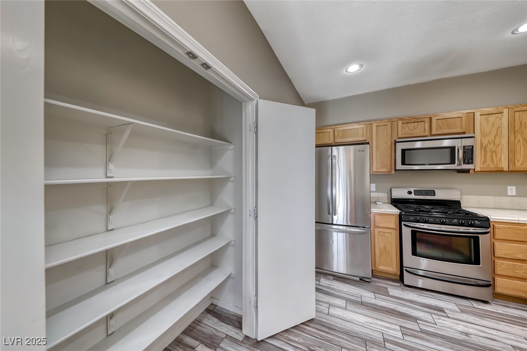 7237 Twin Maples Court Property Photo 19