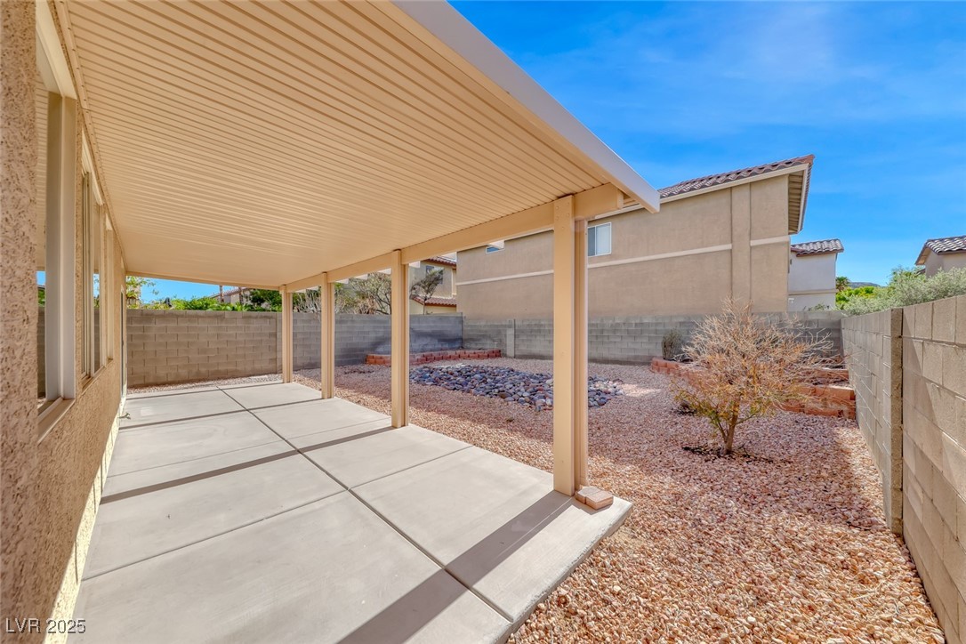 7237 Twin Maples Court Property Photo 37