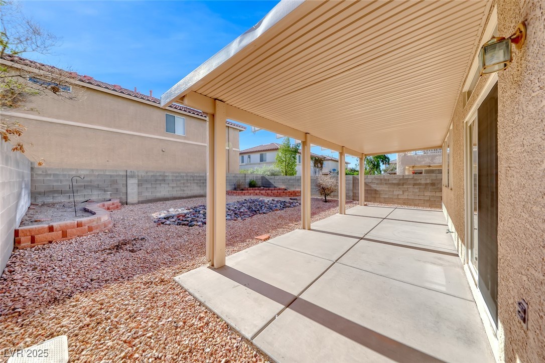 7237 Twin Maples Court Property Photo 38