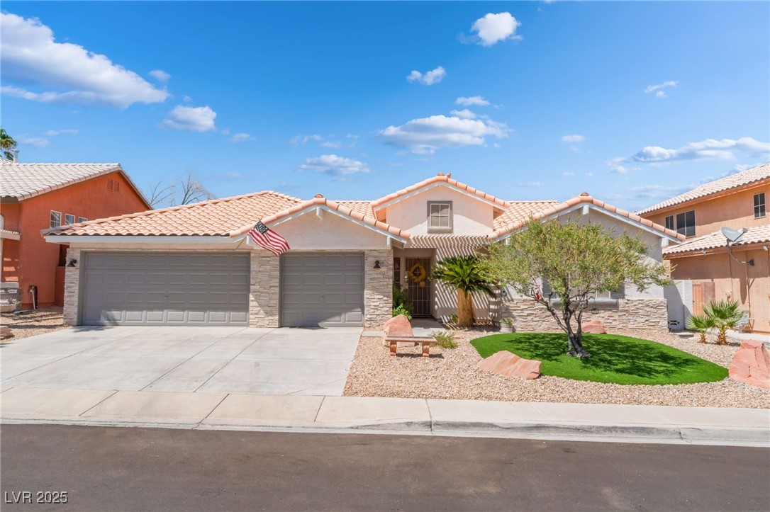 9886 Masked Duck Avenue Property Photo 1