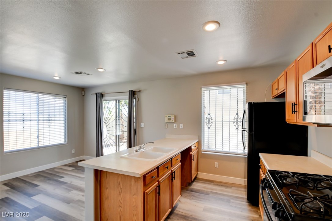 2142 Pillar Pointe Street Property Photo 8
