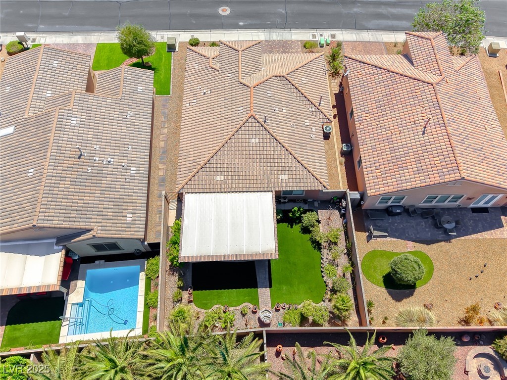 1042 Via Saint Andrea Place Property Photo 2